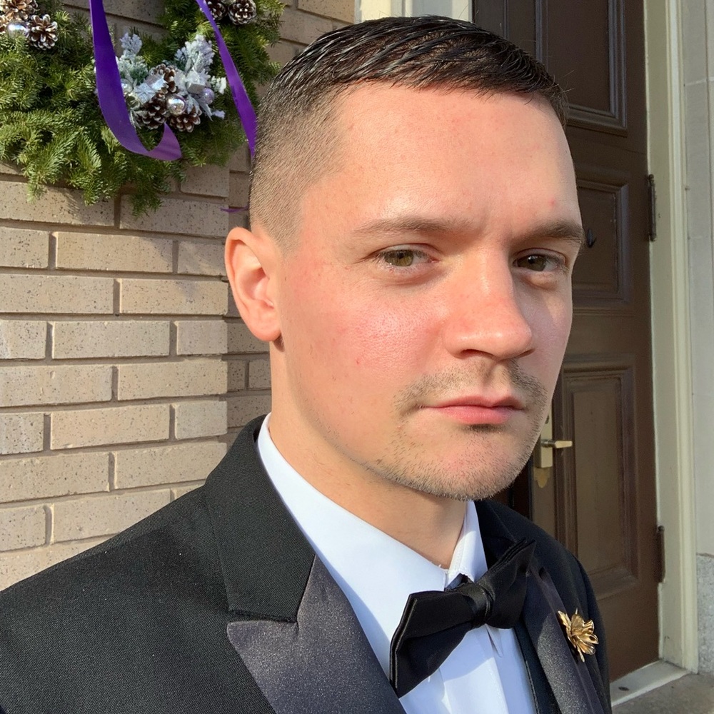 Meet your Posher, Chris